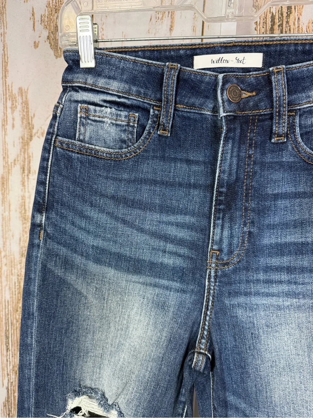 Willow & Root, The Mom Jean, Ankle Length Distressed Dark Wash Jeans. Size 26. - Picture 2 of 6
